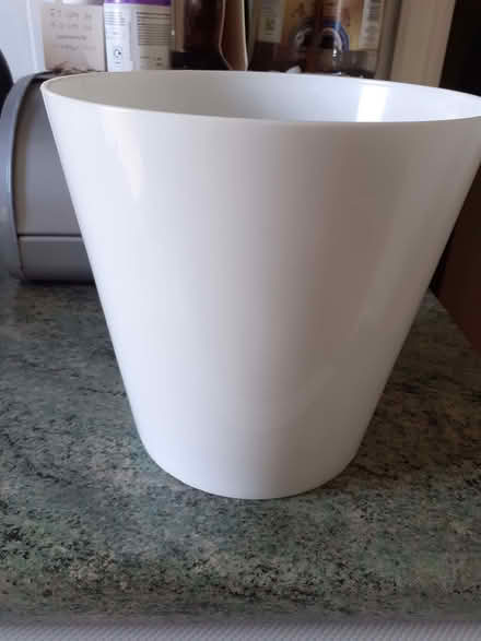 Photo of free 3 plant pots (Chatham ME4) #1