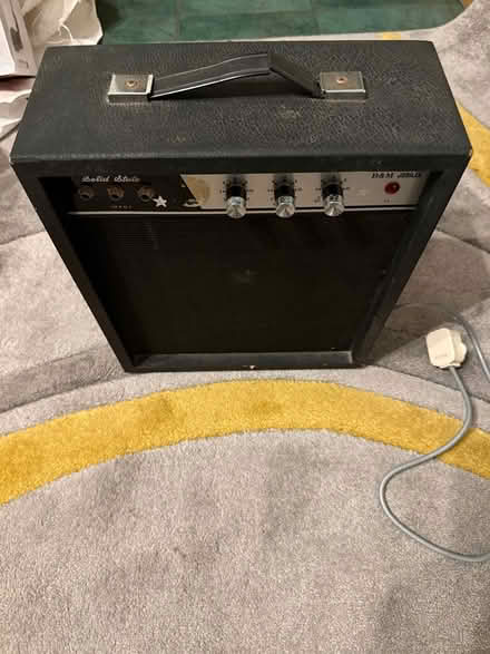 Photo of free Small guitar/microphone amplifier (bognor regis PO22) #2