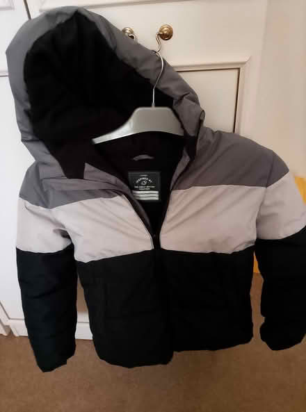 Photo of free boys puffa jacket (waterlooville) #1