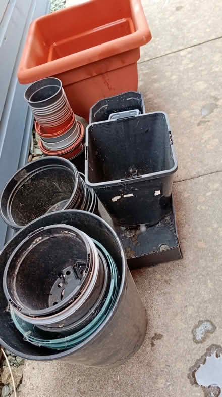 Photo of free Plant pots (Llandrinio SY22) #1