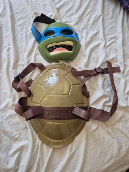 Photo of free Teenage mutant hero turtle toy (CR0 6 CR0 6) #1