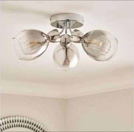 Photo of free Dunelm light fixture (broken) (Christchurch Way SE10) #2