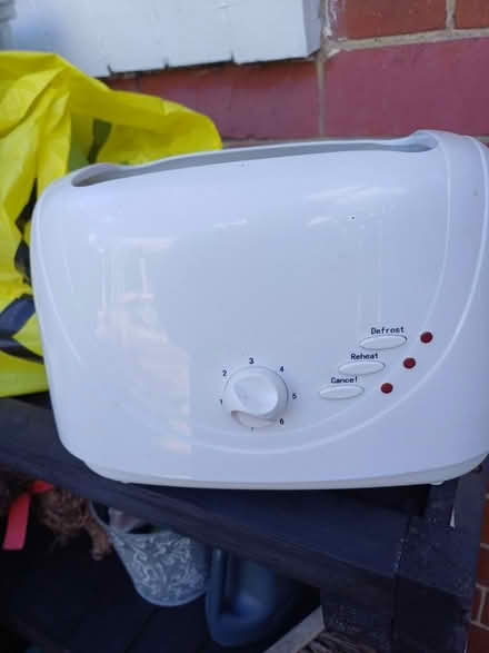 Photo of free Kettle/toaster (Wombwell s73) #2