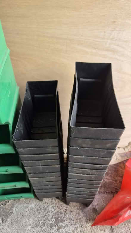 Photo of free Plastic Containers (hucknall ng15) #1