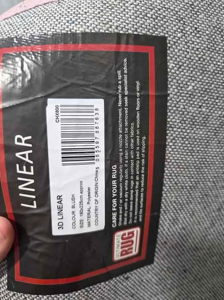 Photo of free Pink rug (Stratford E15) #2