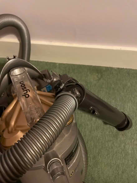 Photo of free Dyson Hoover (Prime Ministers MK41) #2