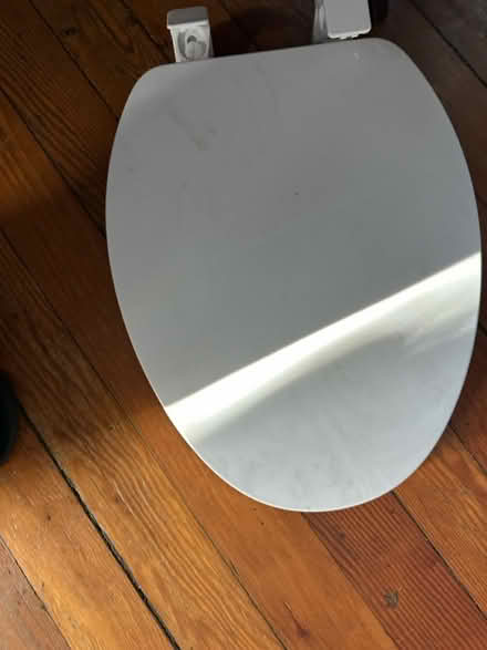 Photo of free Toilet seat (oval) (Alameda West End) #3