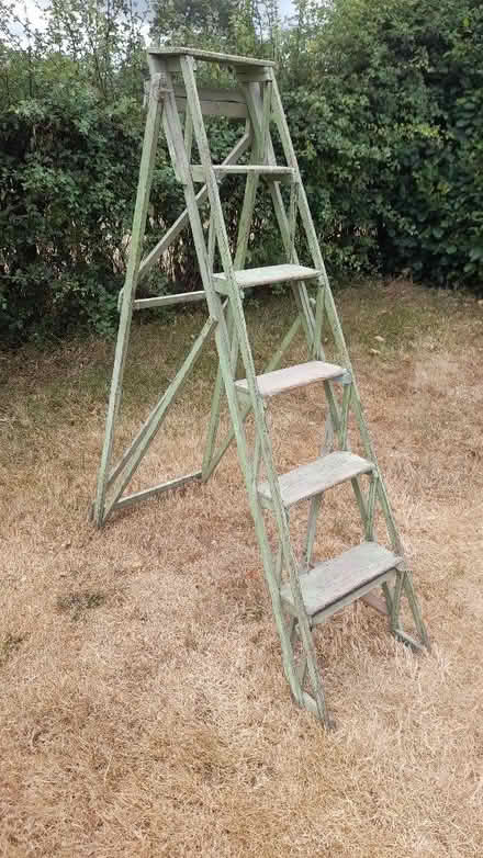 Photo of free Vintage step ladder (Manafon SY21) #1