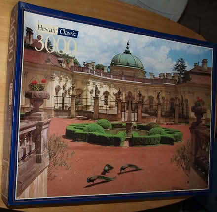 Photo of free 3,000 piece jigsaw (Gorebridge EH23) #1