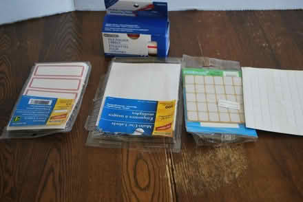 Photo of free Various things for jewelry (gatineau ave & de bourgogne st) #4