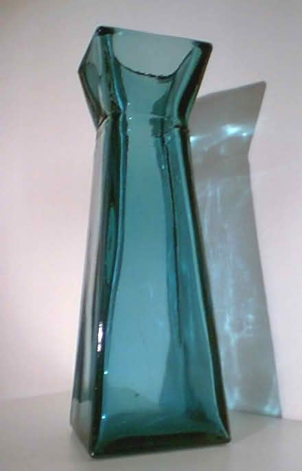 Photo of free Decorative Vase (Queen/Rutherford in Brampton) #1