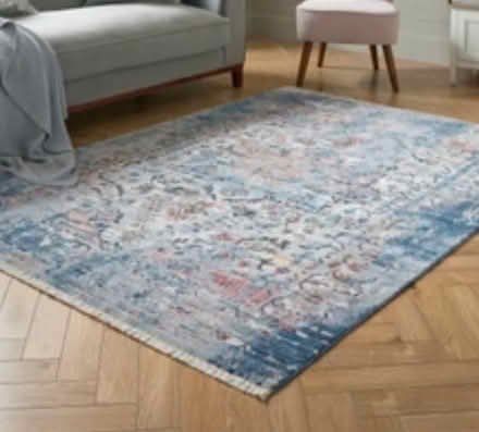 Photo of free Soraya Traditional Rug (Wilmslow SK9) #1