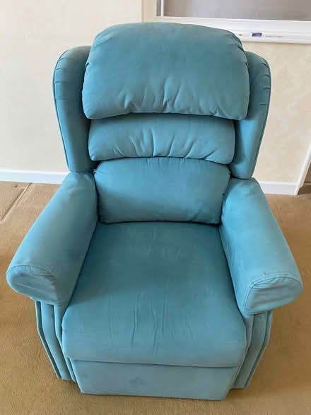 Photo of free Riser recliner armchair (Lodge Moor S10) #1