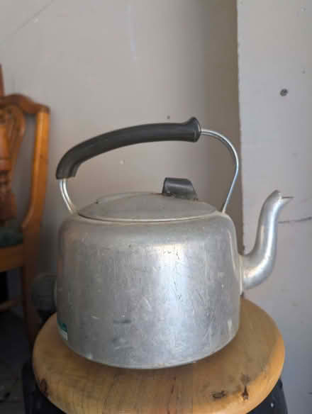 Photo of free Vintage aluminium electric kettle (Bedford Centre MK40) #2
