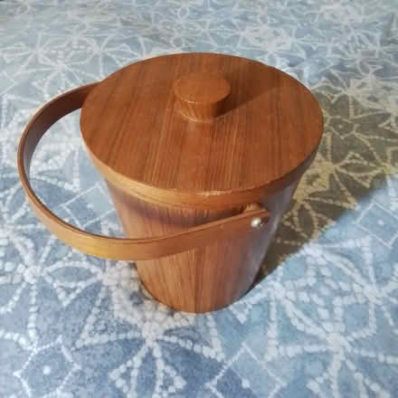 Photo of free Ice Bucket (Uplands / Riverside) #1