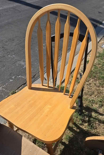 Photo of free items 3800 block Cherrywood Av (Leimert Park) #2