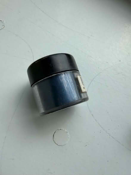 Photo of free Sleek navy eye dust (HA6 2A) #2