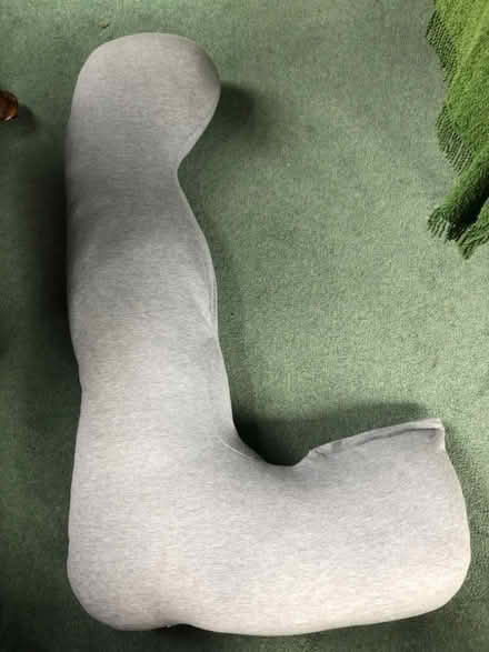 Photo of free Pregnancy pillow (Weetwood LS16) #1