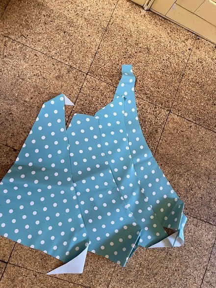 Photo of free 4 triangles of shiny tablecloth (Southville BS3) #1