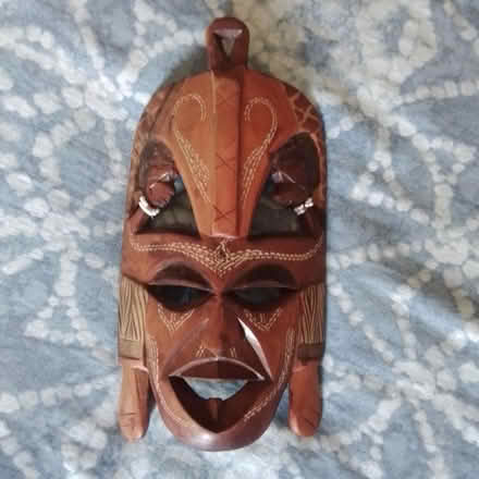 Photo of free Decorative Wooden Hanging Mask (Uplands / Riverside) #1