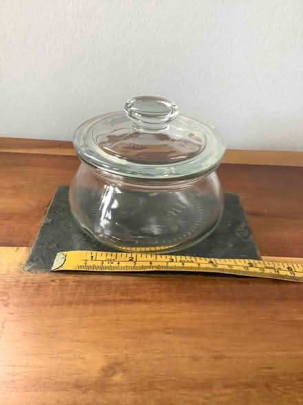 Photo of free Glass jar with lid (Corstorphine EH12) #1