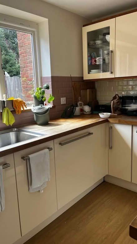 Photo of free Whole kitchen - TO GO BY FRIDAY 7th (Hitchin SG4) #3