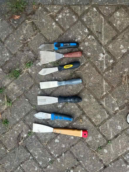 Photo of free Wallpaper scrapers (Tunbridge wells TN4) #1