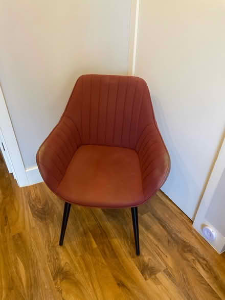 Photo of free Accent Chair (Wood Green N15) #1