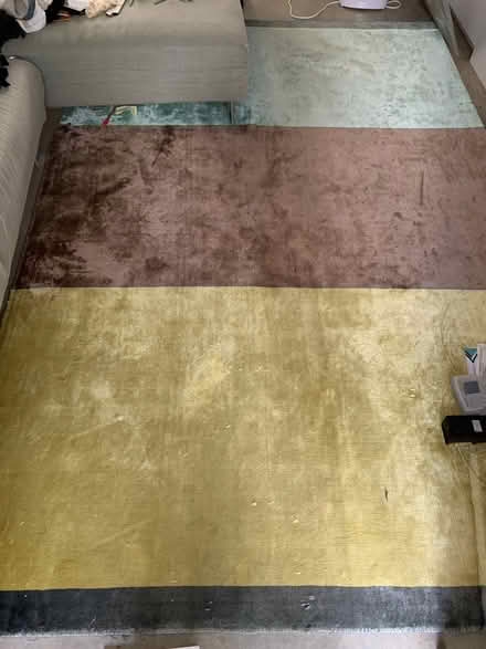 Photo of free designers guild rug 2x3m (Camden tube station NW1) #1