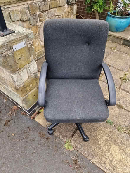 Photo of free to collect (Norton lees S8) #1
