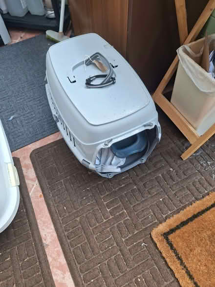 Photo of free Cat or small dog crate (Sopwell AL1) #1