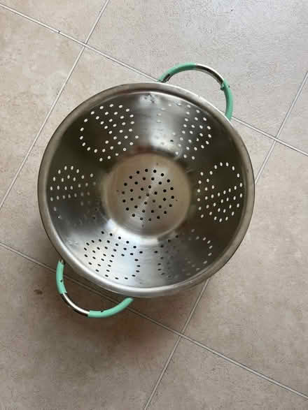 Photo of free Colander (Collect near Marsh Park OX4) #2