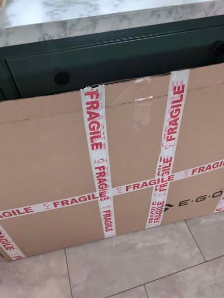 Photo of free large 5 ring induction hob (Staveley LA8) #1