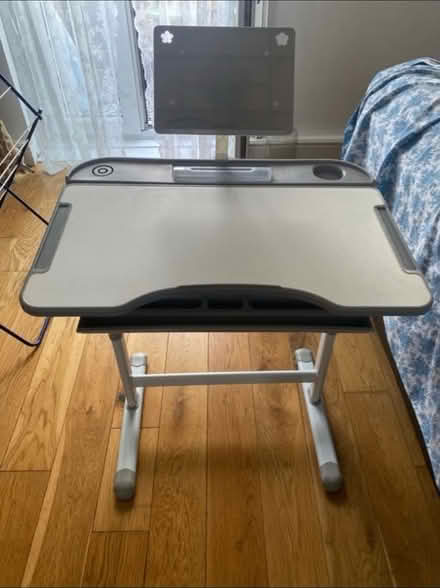 Photo of free Kids / Adults Art Desk (Cheshunt En8) #1