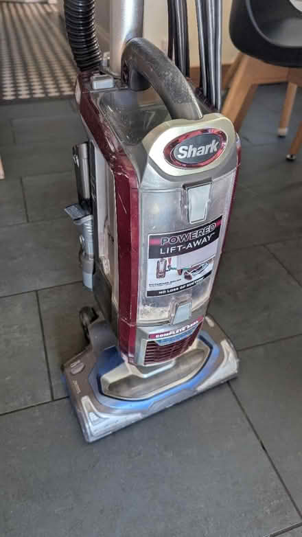 Photo of free Vacuum Cleaner - NOT WORKING (Weybridge KT13) #1