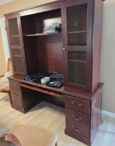 Photo of free Wood Desk/Hutch (Berkner Park - Richardson) #1