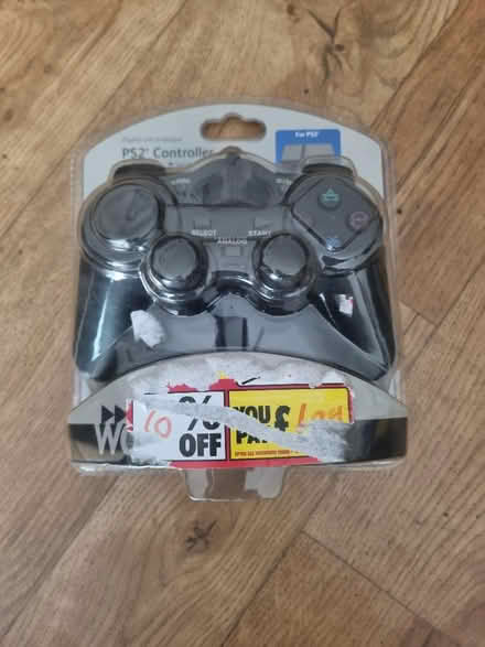 Photo of free Ps2 controller (Foots Cray BR5) #1