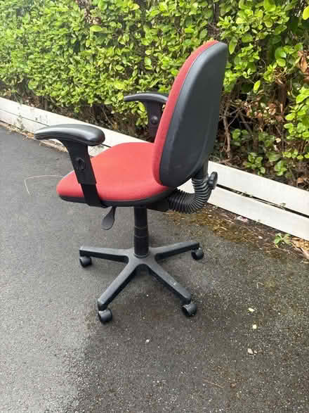 Photo of free Office swivel chair (Walton Summit PR5) #2