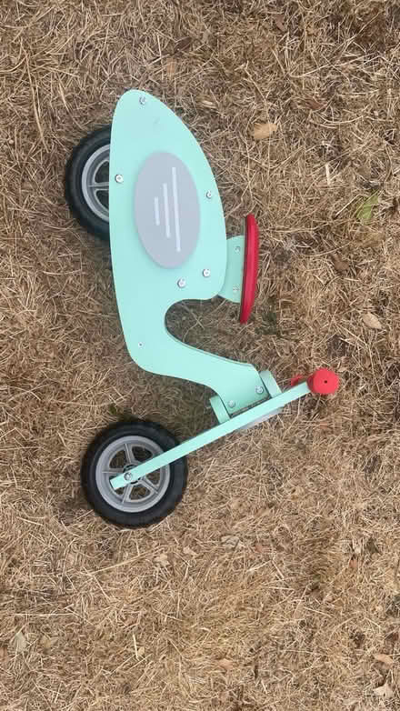 Photo of free Wooden balance bike (E10) #2