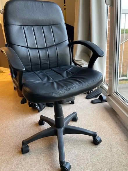 Photo of free Swivel chair faux leather (Crookesmoor S6) #1