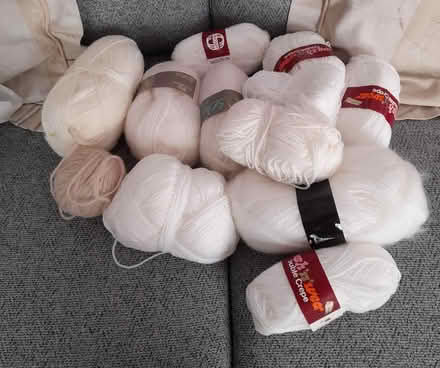 Photo of free Balls of wool (Shirley CR0) #1