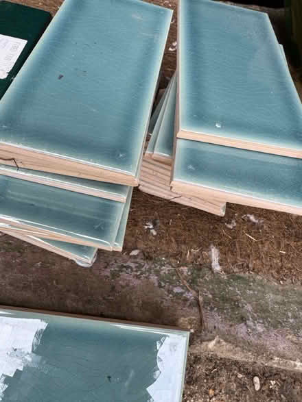Photo of free Tiles blue & assorted (BR1) #3