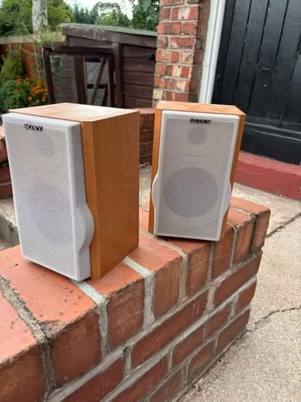 Photo of free Pair of Hi fi speakers (M16 Whalley Range) #1