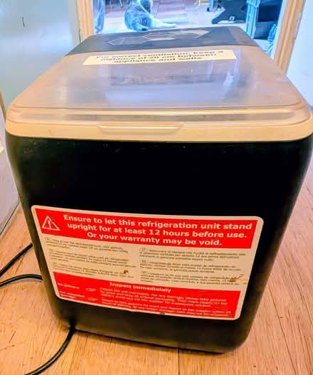 Photo of free Nisbets ice cube maker (North Kensington W11) #1