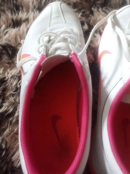 Photo of free Nike white orange trainers size 5 (Bd47jf) #3