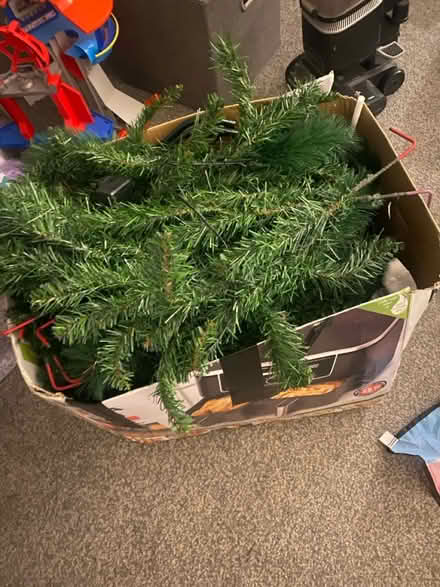 Photo of free Christmas stuff (Oxford OX4) #1