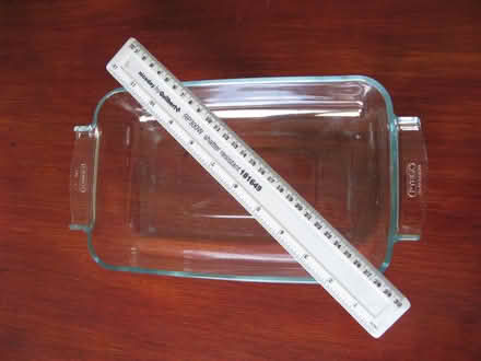 Photo of free Pyrex dish for lasagne shepherds pie etc (Croham CR2) #1