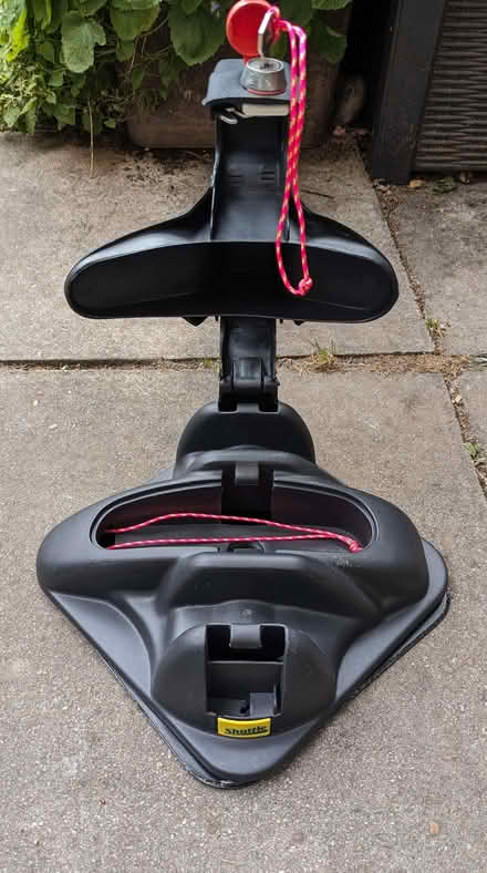 Photo of free Vintage Shuttle Magnetic Ski Mounts Pair. (Lipson PL4) #3