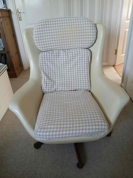 Photo of free Swivel Rocking chair (Great Baddow) #1