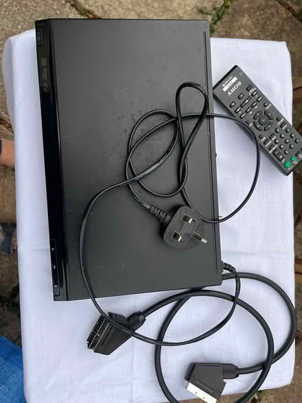 Photo of free DVD player (Kingsteignton TQ12) #2